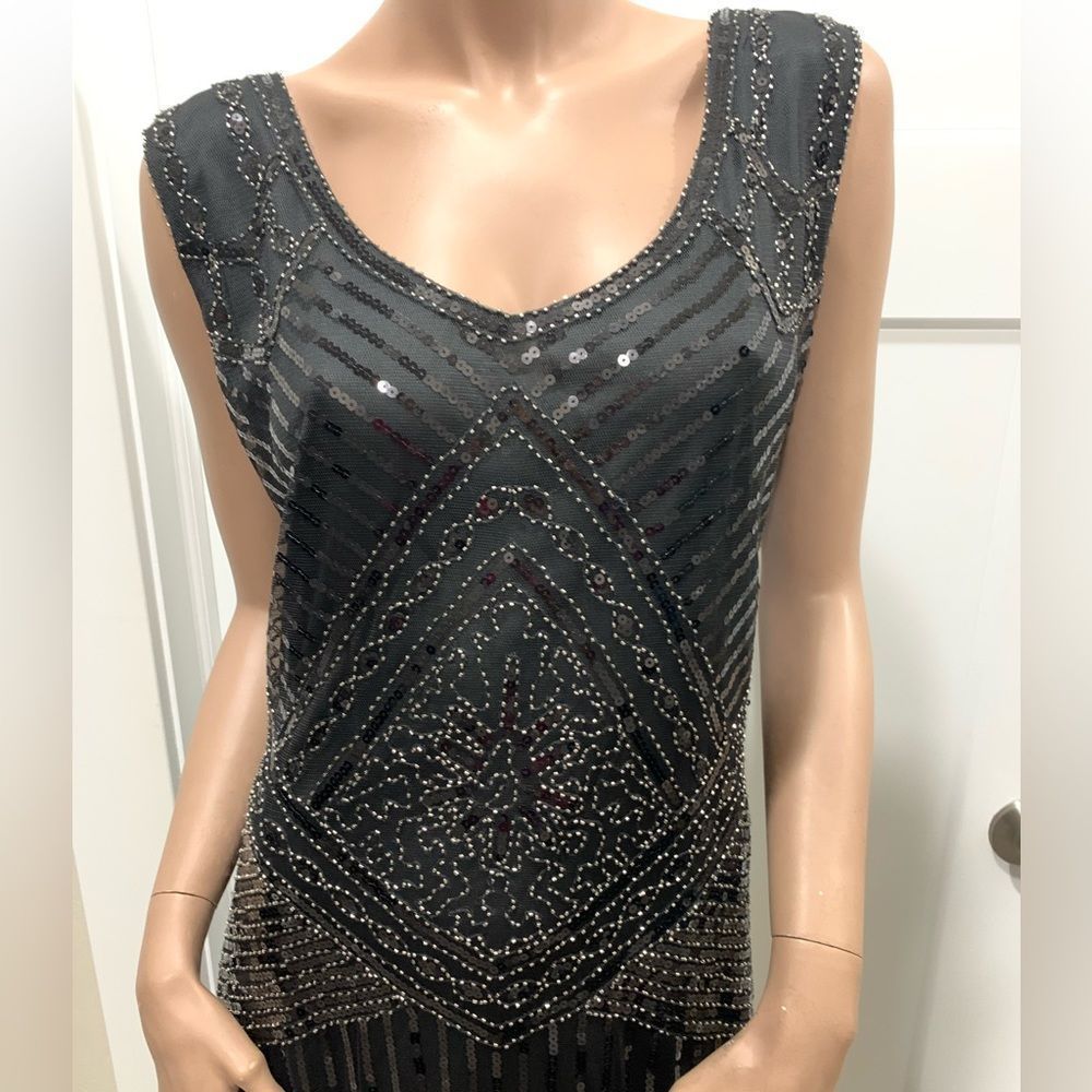 Vintage Style "Great Gatsby" Sequined Fringed Flapper. Great for Halloween - Picture 7 of 16